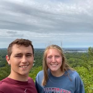 Meet your Posher, Dakota